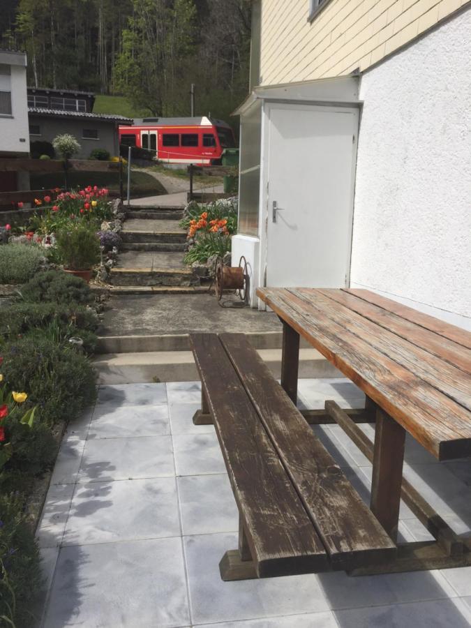 Nid D'Abeilles Appartement Tramelan Buitenkant foto